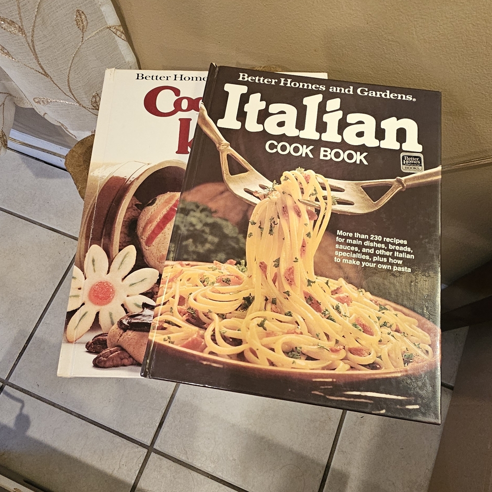 Better Homes and Gardens Italian Cook Book & Cookies for Kids Cook Book